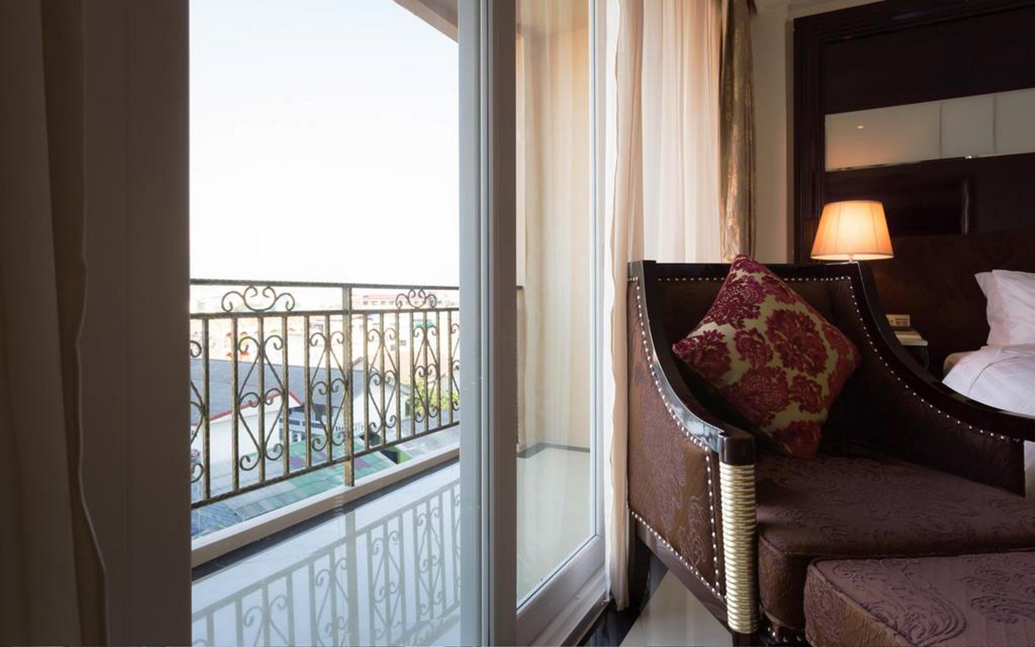 Lk President Otel Pattaya Dış mekan fotoğraf