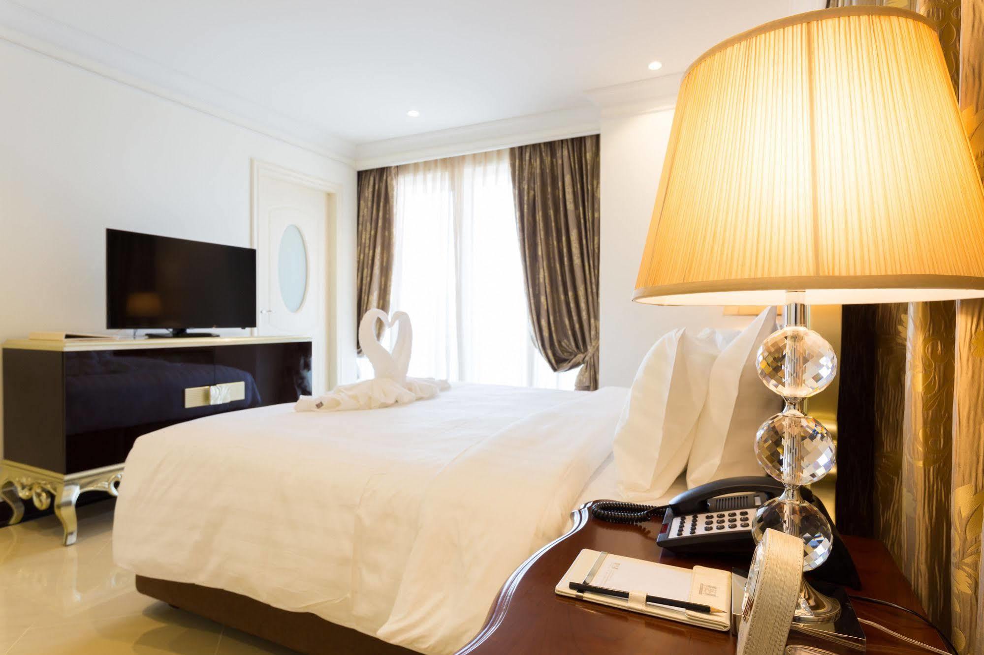 Lk President Otel Pattaya Dış mekan fotoğraf