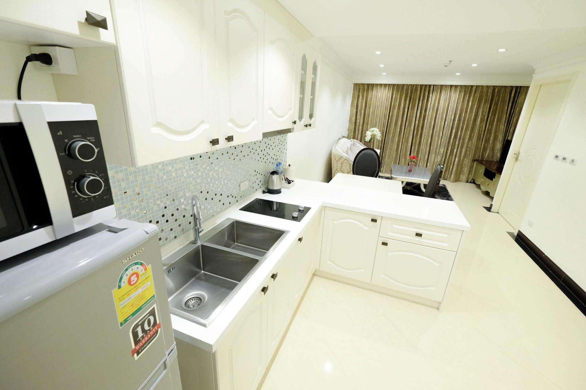 Lk President Otel Pattaya Dış mekan fotoğraf