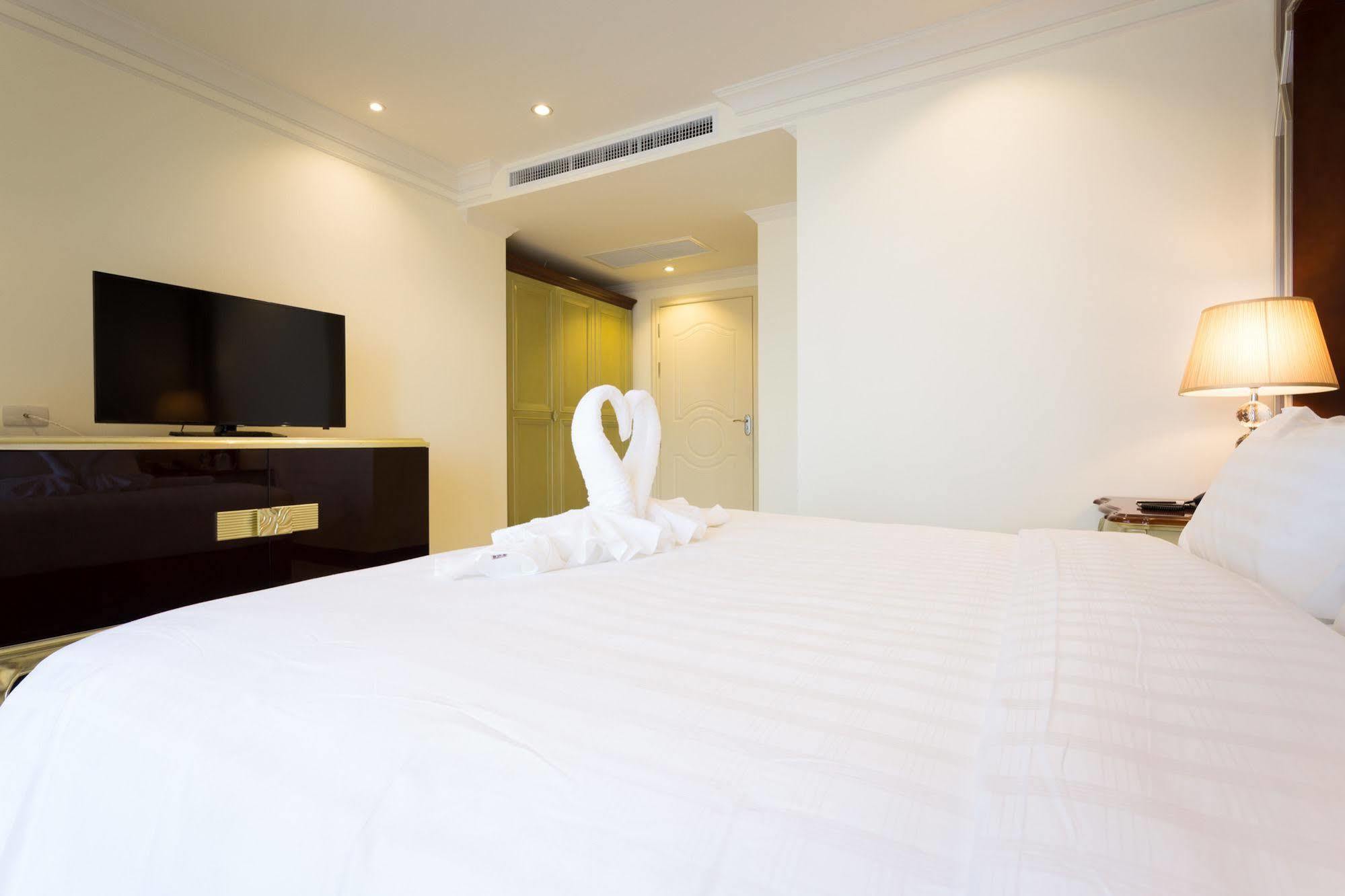 Lk President Otel Pattaya Dış mekan fotoğraf